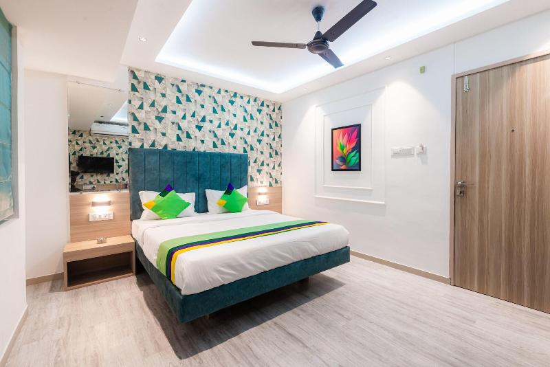 Treebo Cocostay Hadapsar image