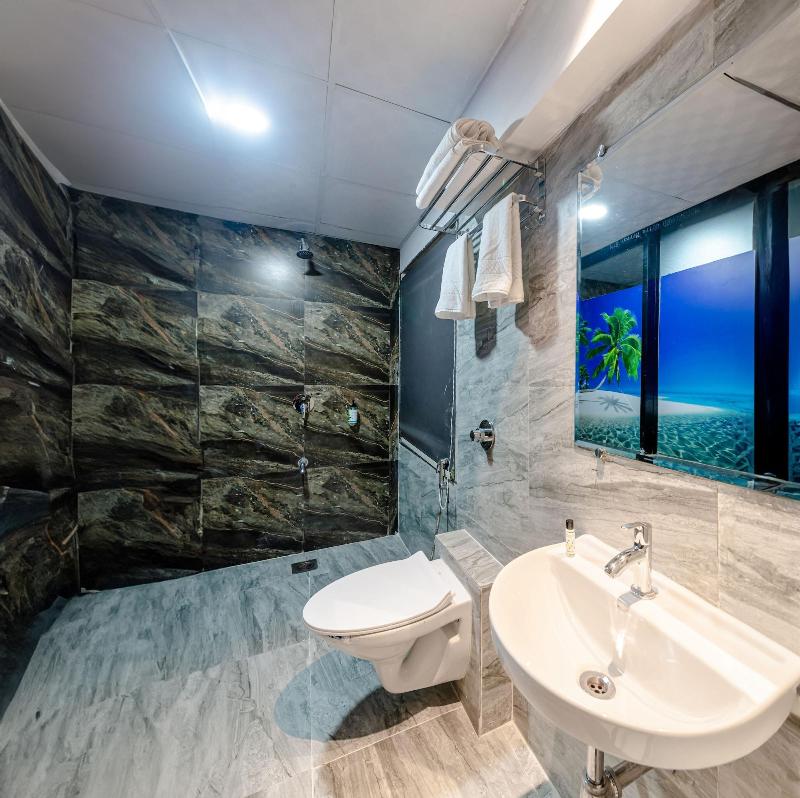 Treebo Cocostay Hadapsar image