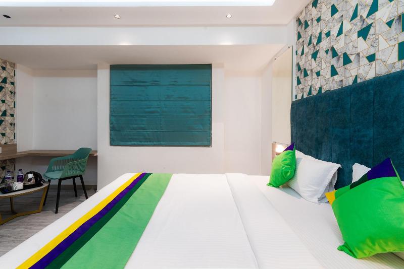 Treebo Cocostay Hadapsar image