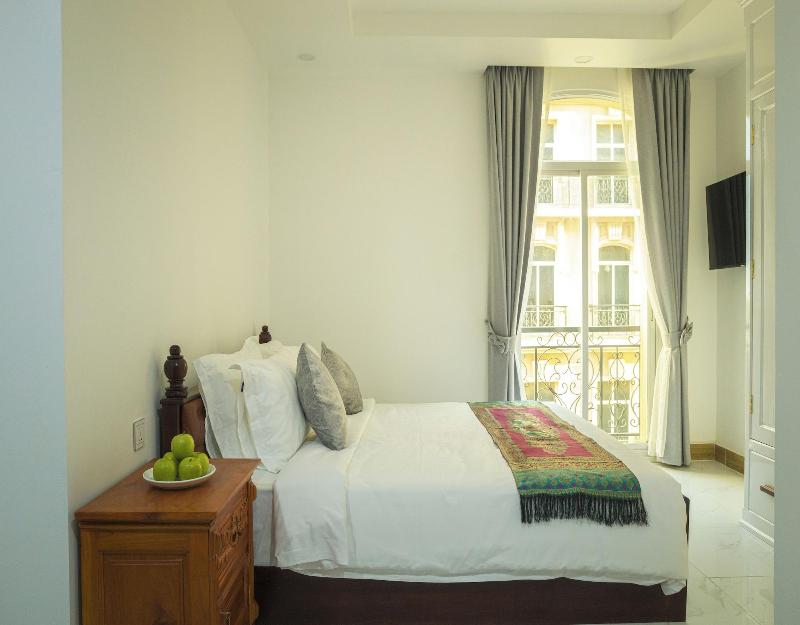 Try Residence The Elysa E Koh Pich image