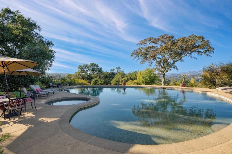 Sonoma Sunshine By Avantstay Countryside Views image