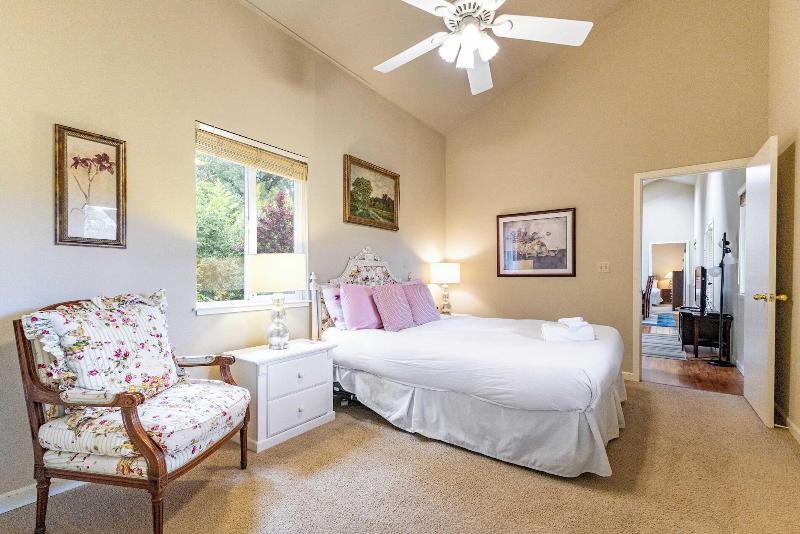 Sonoma Sunshine By Avantstay Countryside Views image