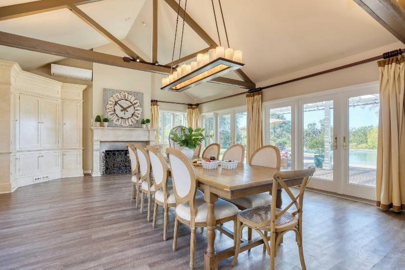 Sonoma Sunshine By Avantstay Countryside Views image