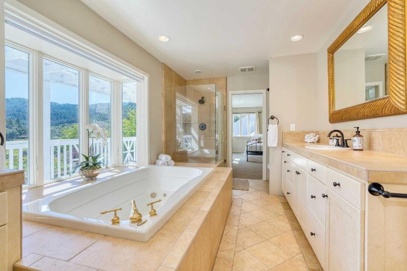 Sonoma Sunshine By Avantstay Countryside Views image