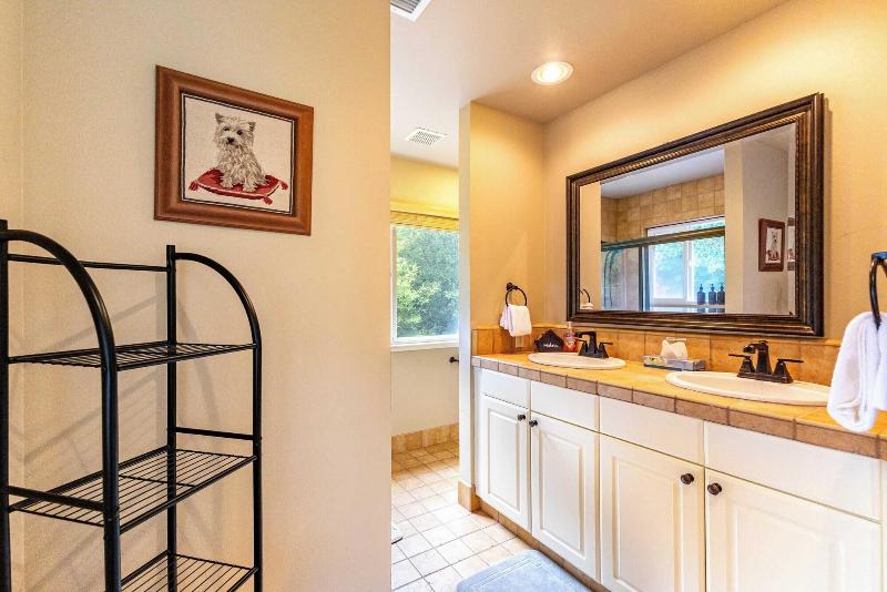Sonoma Sunshine By Avantstay Countryside Views image