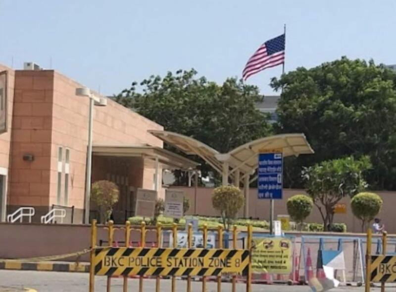 Hotel Affari image