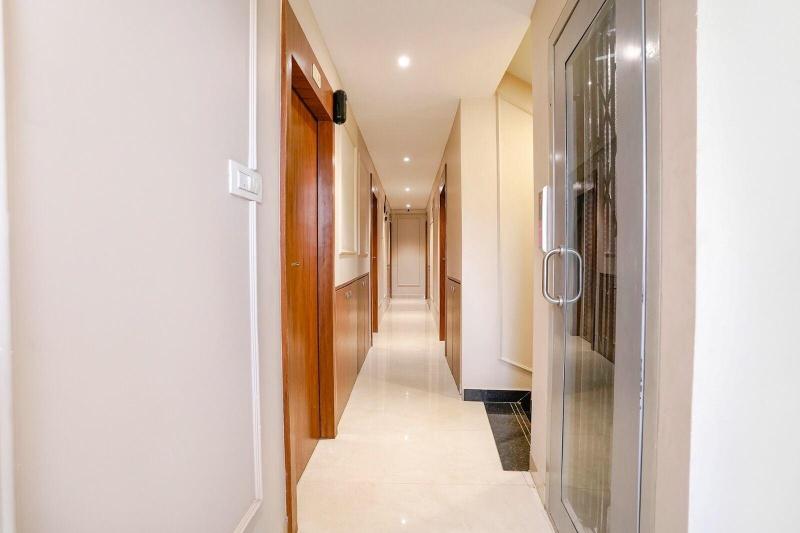 Hotel Affari image