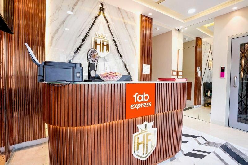 Hotel Affari image