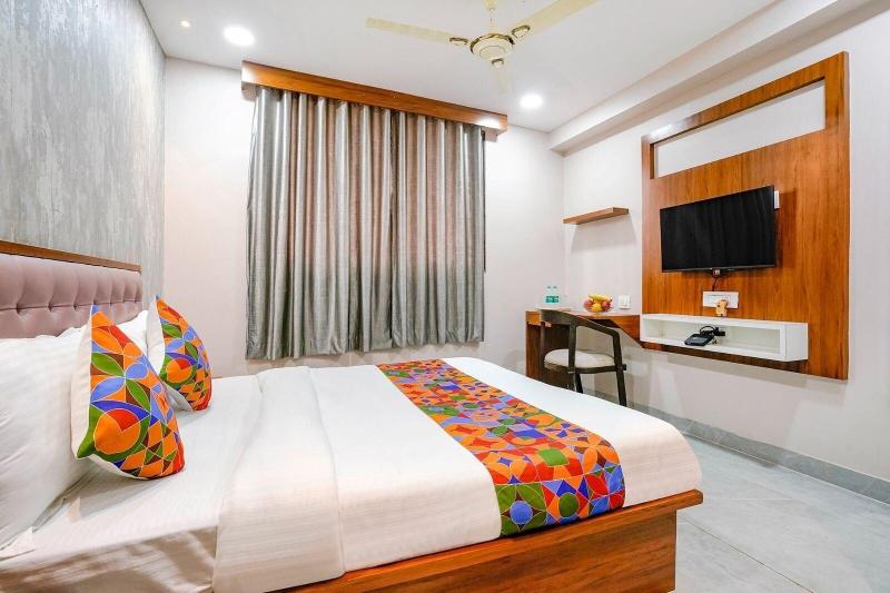 Hotel Affari image