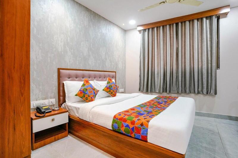 Hotel Affari image