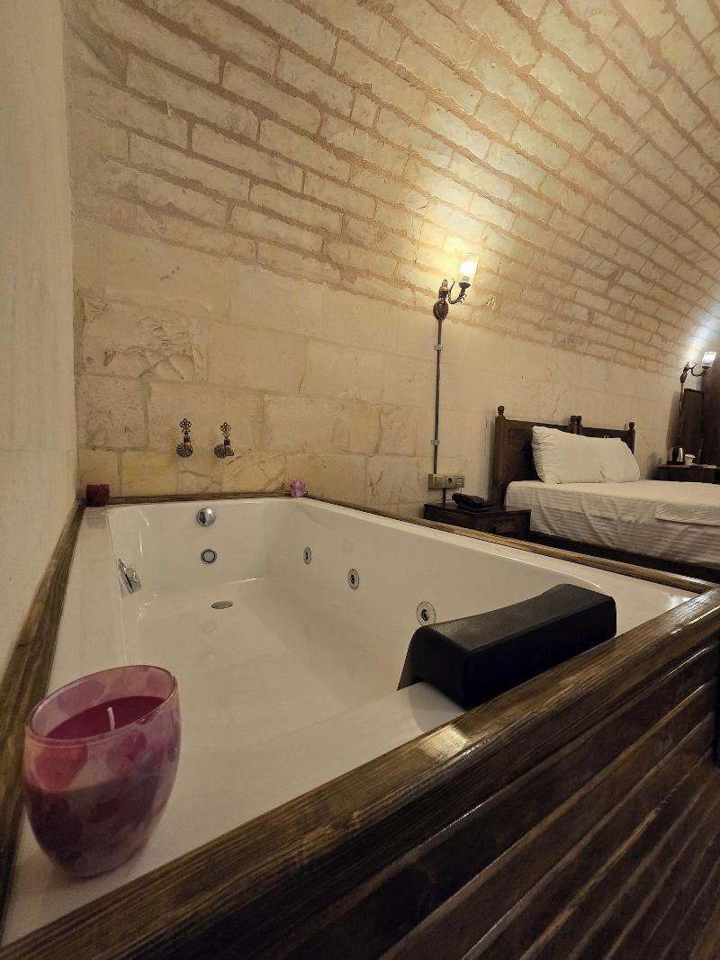Abgar Otel image
