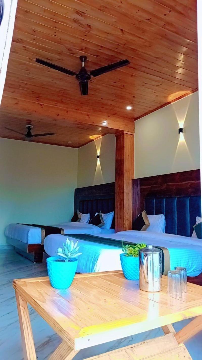 Hotel The Pine Villa Mussoorie image