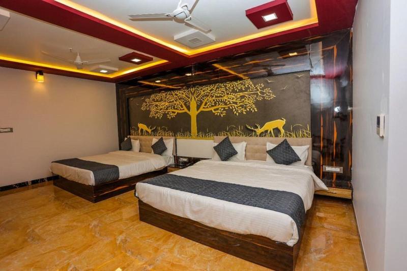 Hotel Eagle Inn image