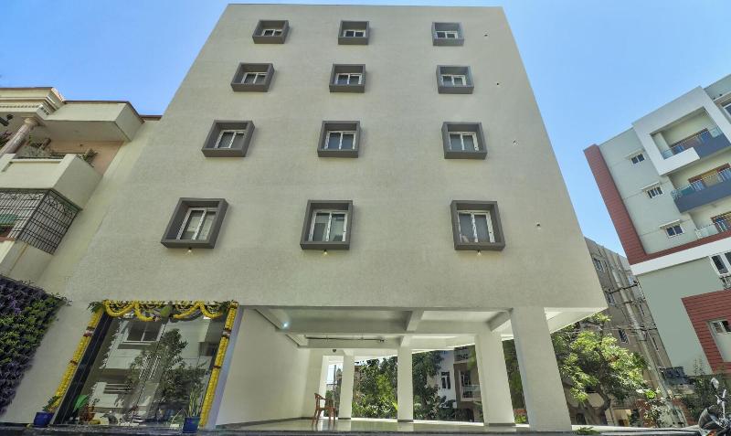 Treebo Sriz Cozy Seethamadhara image