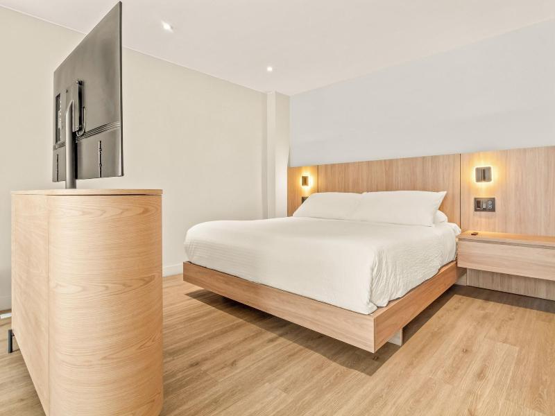 Nodo Hotel image