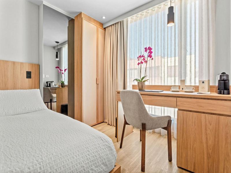 Nodo Hotel image