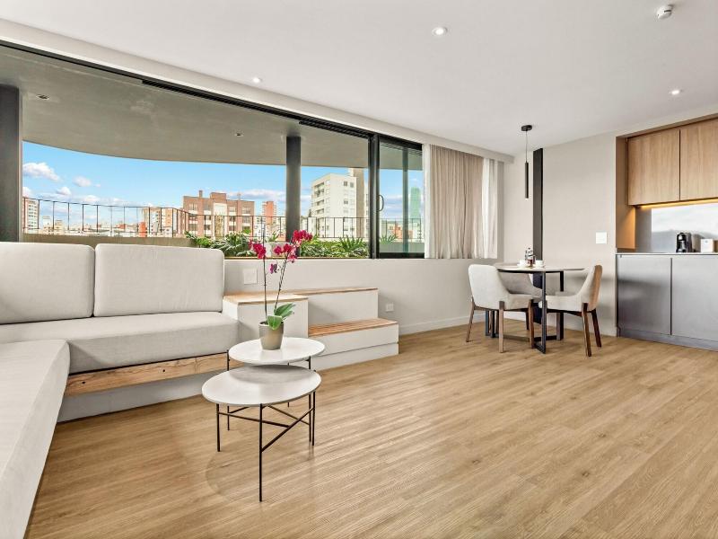 Nodo Hotel image