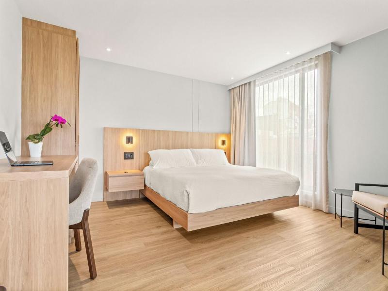 Nodo Hotel image