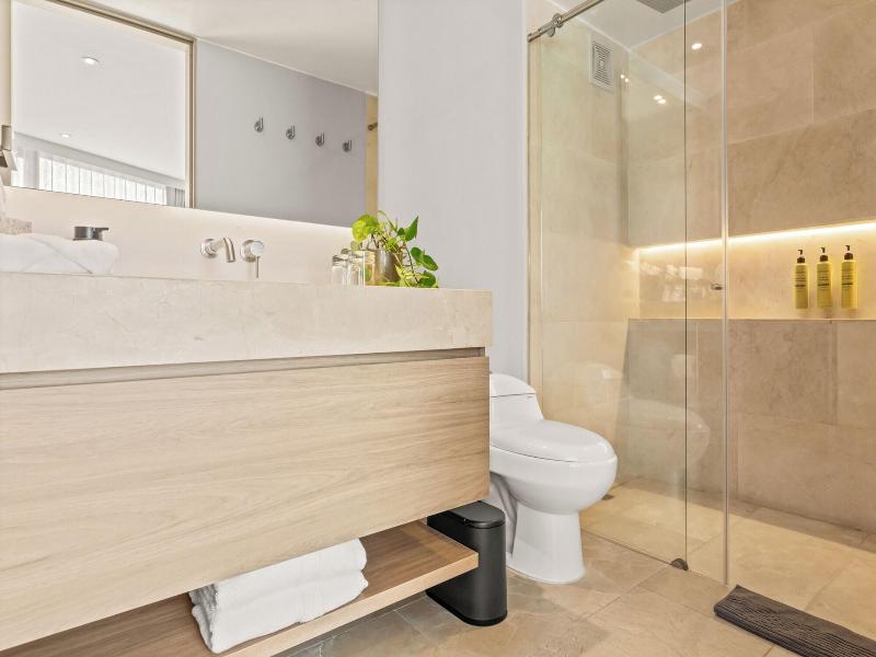 Nodo Hotel image