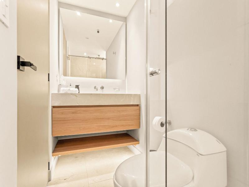 Nodo Hotel image