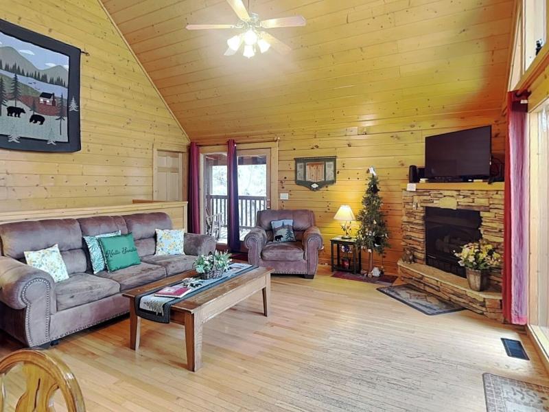 Idle Days By Jackson Mountain Rentals image
