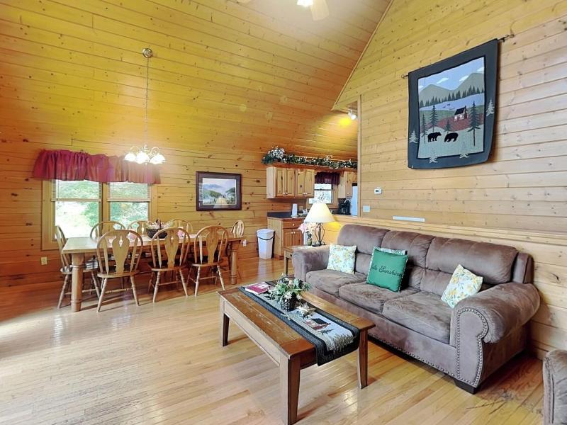Idle Days By Jackson Mountain Rentals image