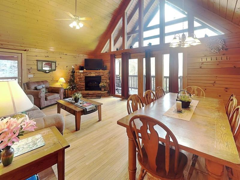 Idle Days By Jackson Mountain Rentals image