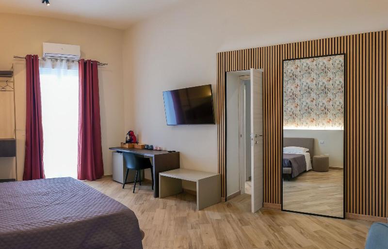 Rooftop Parthenopeo Contemporary Rooms image