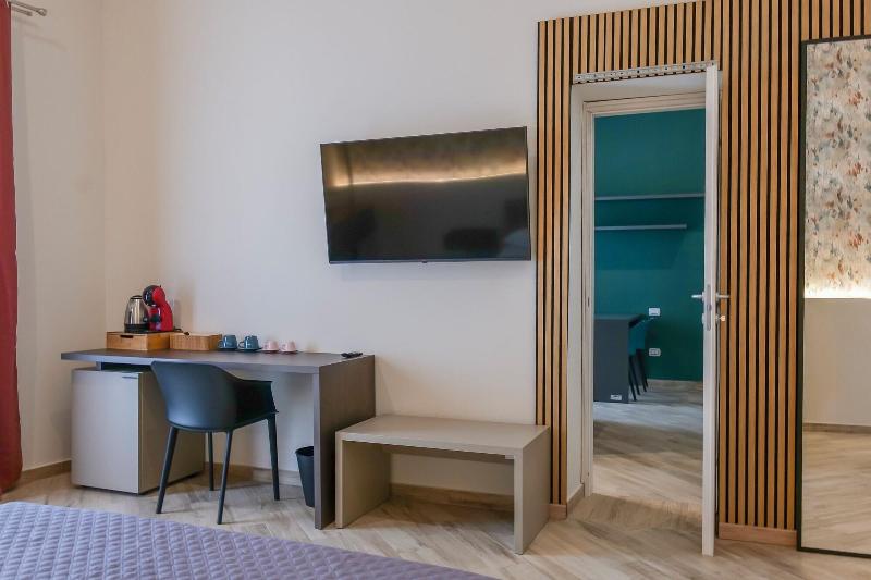 Rooftop Parthenopeo Contemporary Rooms image