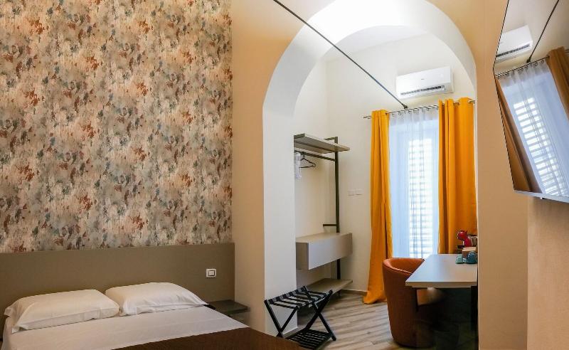 Rooftop Parthenopeo Contemporary Rooms image