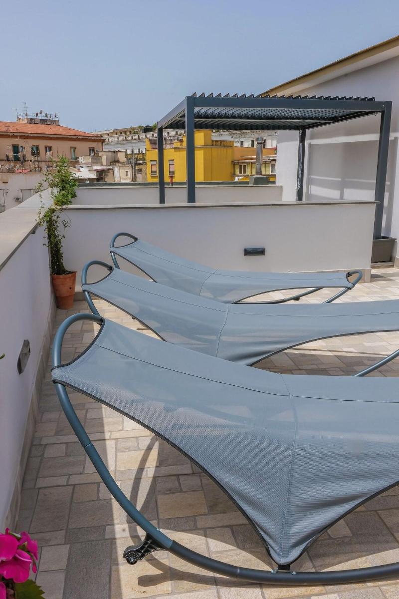 Rooftop Parthenopeo Contemporary Rooms image