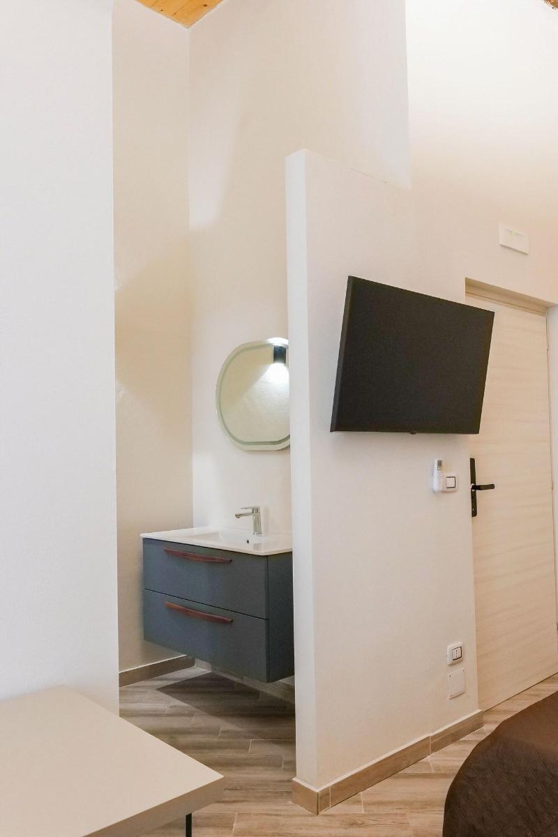 Rooftop Parthenopeo Contemporary Rooms image