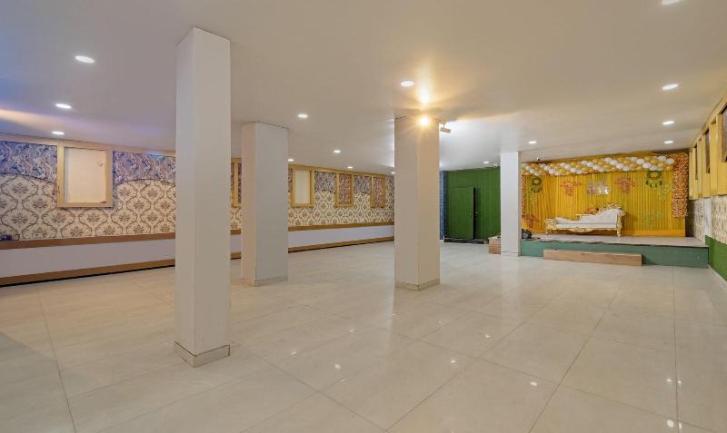 Itsy Hotels Avani Stays Vyttila Kochi image