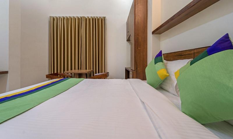 Itsy Hotels Avani Stays Vyttila Kochi image