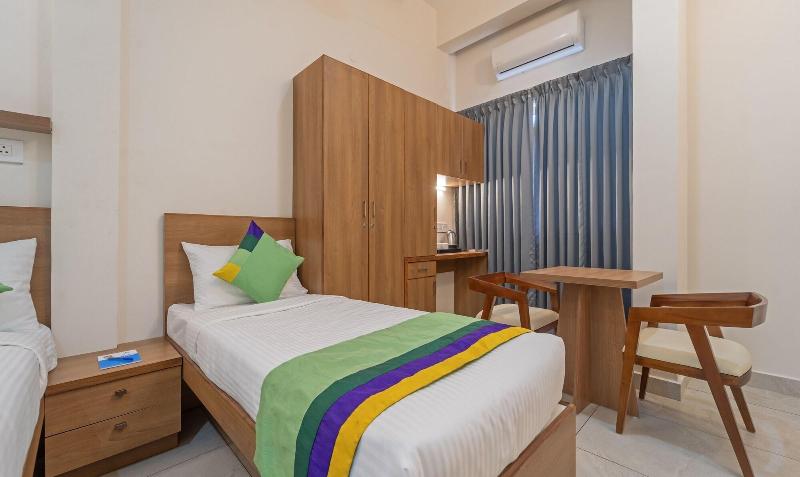 Itsy Hotels Avani Stays Vyttila Kochi image