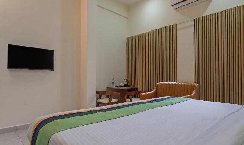 Itsy Hotels Avani Stays Vyttila Kochi image
