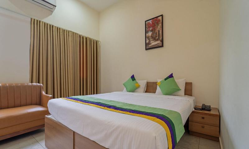 Itsy Hotels Avani Stays Vyttila Kochi image