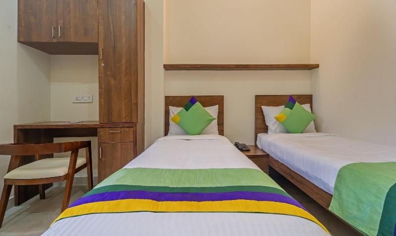 Itsy Hotels Avani Stays Vyttila Kochi image