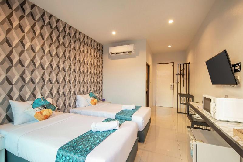 Chanakarn Pool Access Rawai image