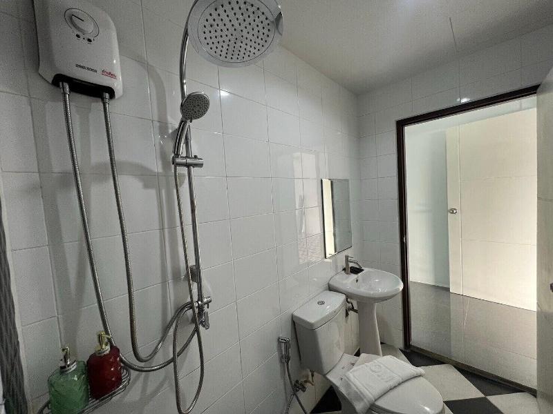 Chanakarn Pool Access Rawai image