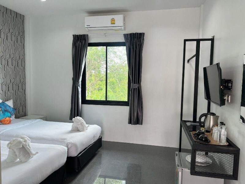 Chanakarn Pool Access Rawai image