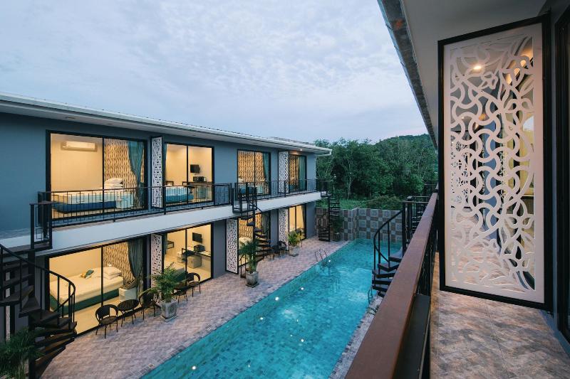Chanakarn Pool Access Rawai image