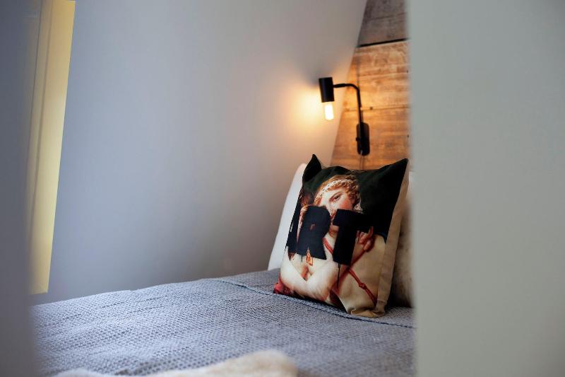 Higgihaus 26 Clare Street Aparthotel image