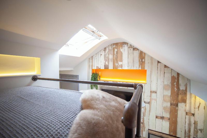Higgihaus 26 Clare Street Aparthotel image