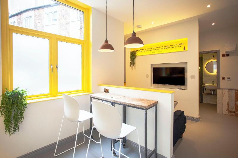 Higgihaus 26 Clare Street Aparthotel image