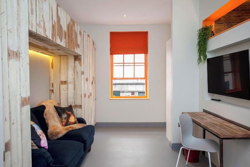 Higgihaus 26 Clare Street Aparthotel image