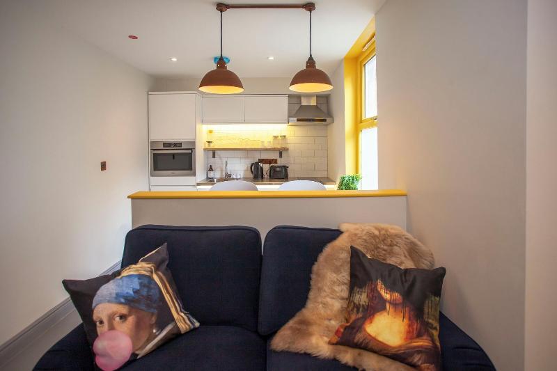 Higgihaus 26 Clare Street Aparthotel image