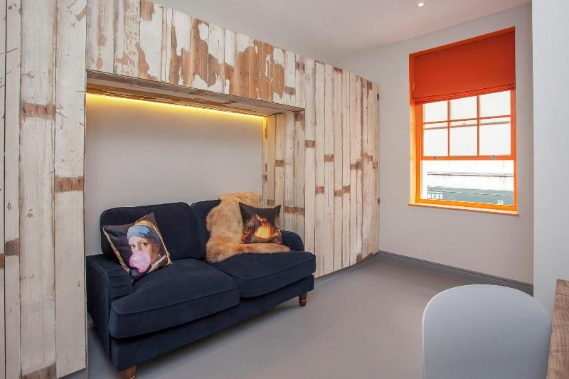 Higgihaus 26 Clare Street Aparthotel image
