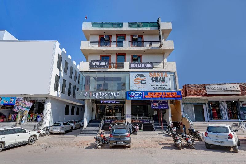 Hotel Aron By The Premium Villa image