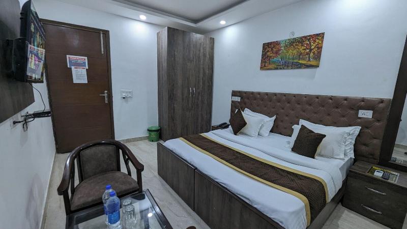 Hotel Aron By The Premium Villa image